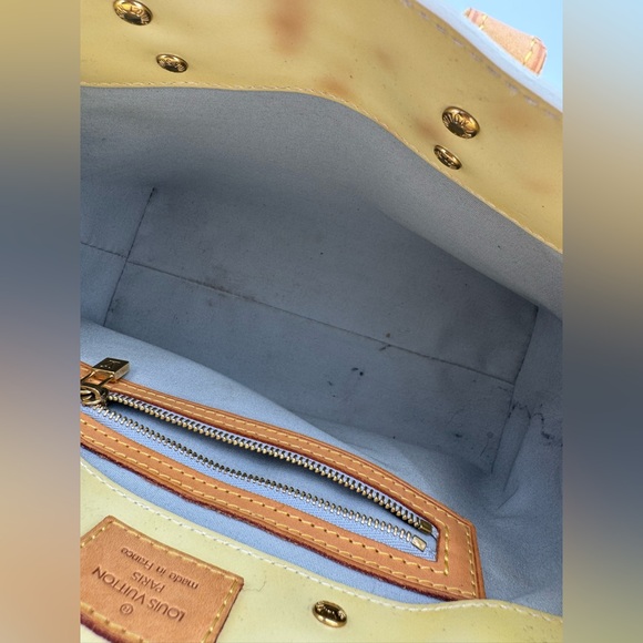 Louis Vuitton Monogram Vernis Reade PM Tote - Picture 7 of 13